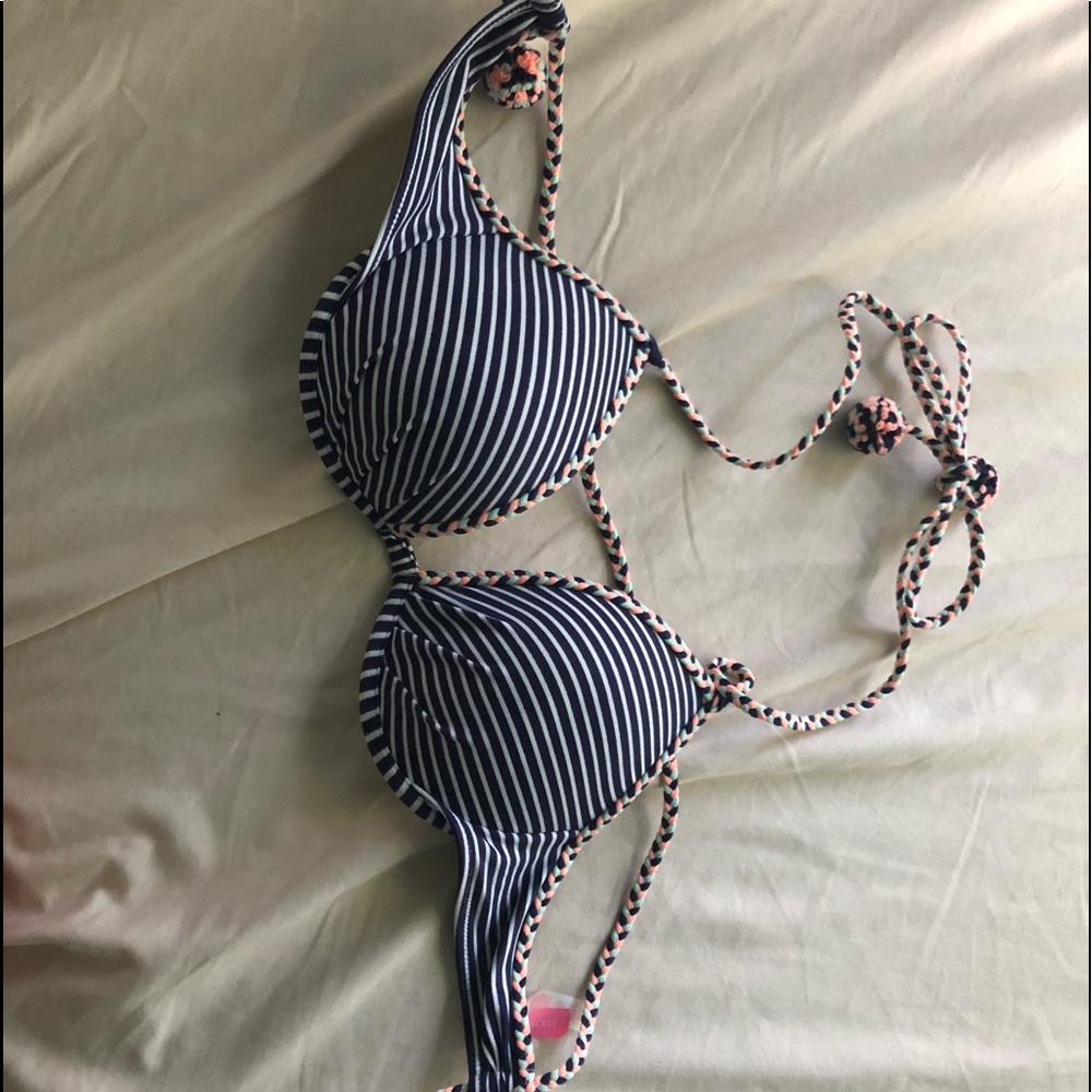 VS Striped Underwire Top